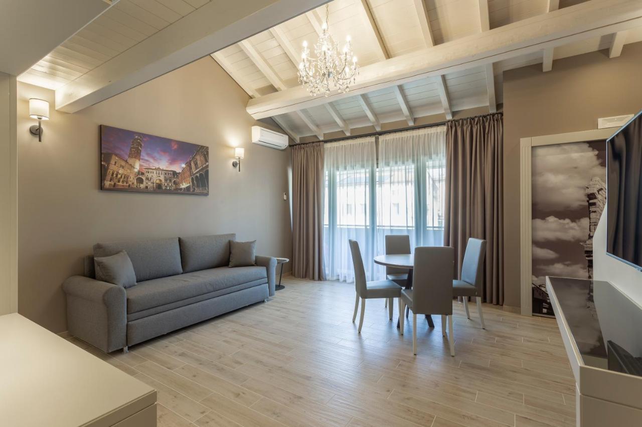 Luxury Apartments San Zeno Colognola ai Colli エクステリア 写真